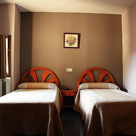 Casa Lacreu Pensión