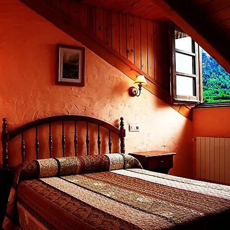 Casa Lacreu Pensión Sahún