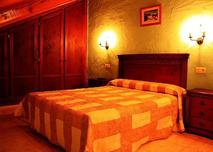 Guest house Casa Lacreu